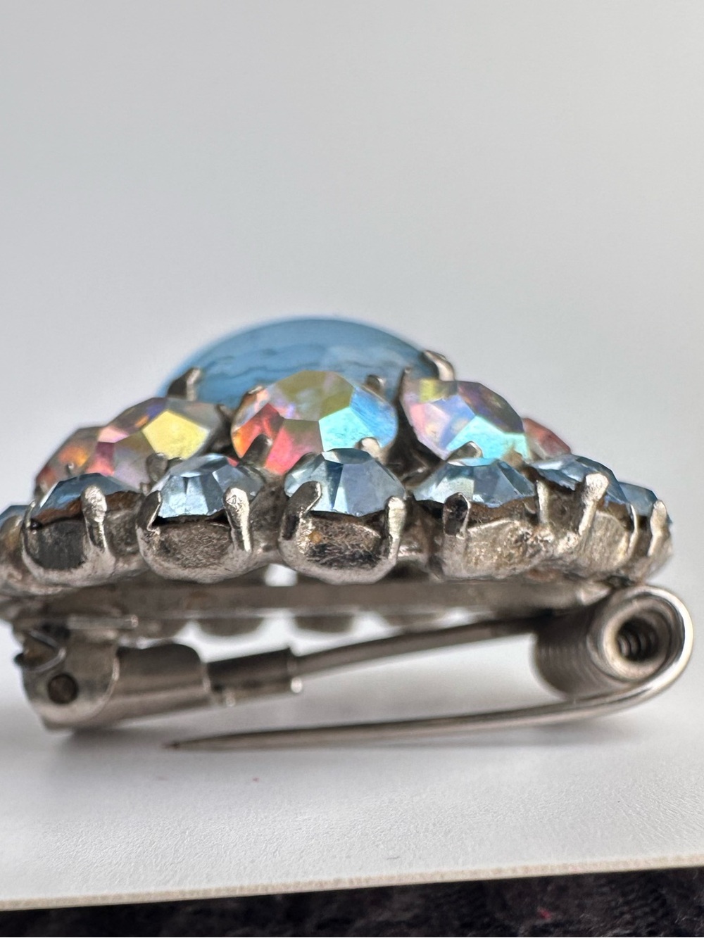 A-F Paris Btè SGDG Vintage from 1930’s Glass and rinestones Brooch/Fur clip - Picture 8 of 14